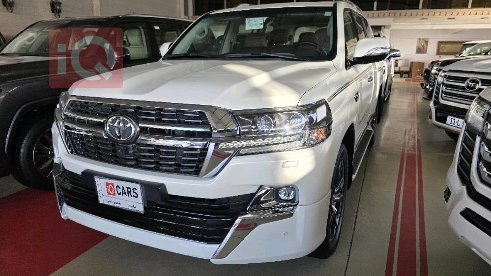 تويوتا لاندكروزر